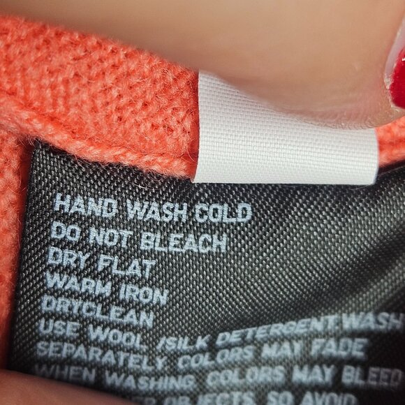 Super Soft, Comfy Uniqlo Womens XS 100% Cashmere Coral Rose Turtleneck Sweater L - Picture 6 of 10